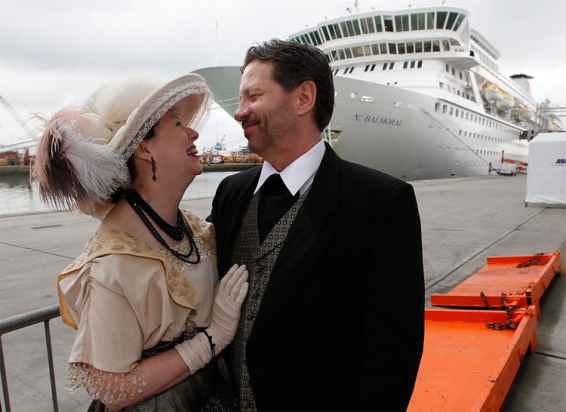 El crucero del centenario del Titanic ayuda a la gente del mar de todo el mundo
