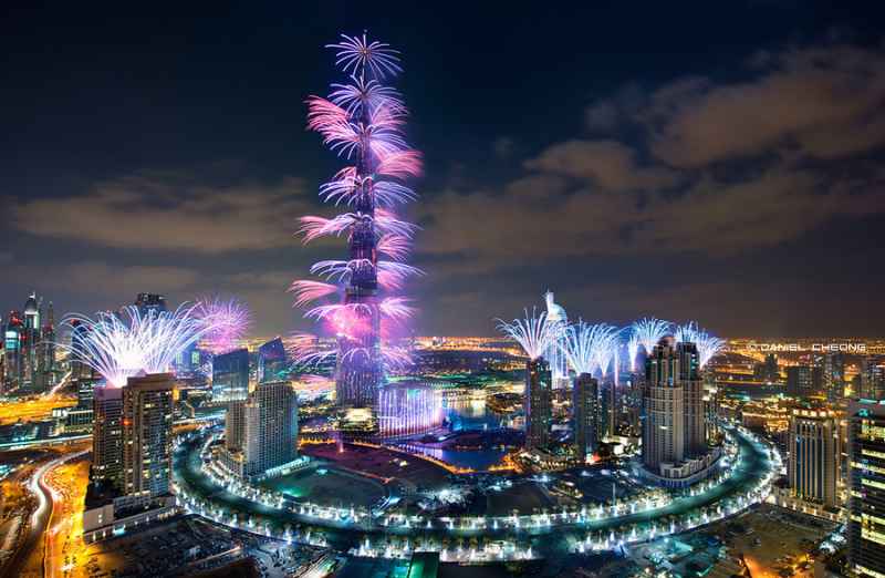 Dubai récord Guiness con los mayores fuegos artificiales del mundo