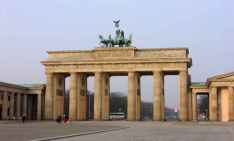 Berlin Mitte, turismo histórico persiguiendo el pasado I