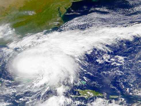 Mauiva AirCruise, cruceros por el aire:  Huracán Irene - Advertencia de Severas condiciones meteorológicas
