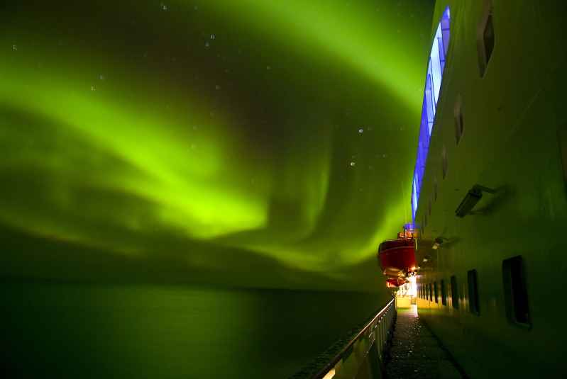 Cruceros con Hurtigruten a las auroras boreales en Noruega