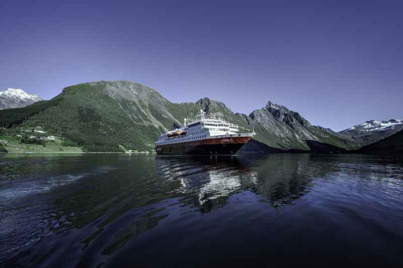 Hurtigruten lanza la auténtica experiencia Lofoten