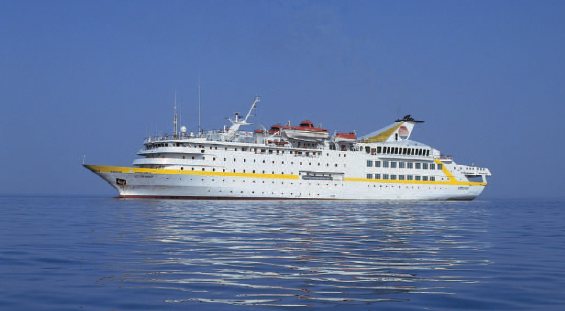 Bye bye, MS Vistamar: despedida del mtico crucero en febrero de 2012