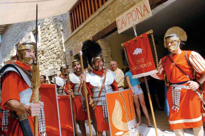 Mendigorría se vuelve romana en el Festival Romano de Andelos