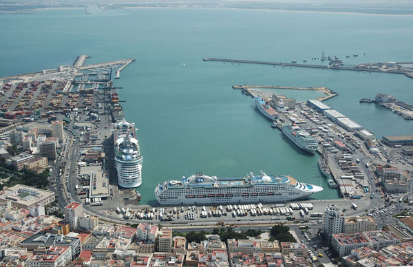 El Puerto de Cádiz recibe 198.000 cruceristas hasta septiembre