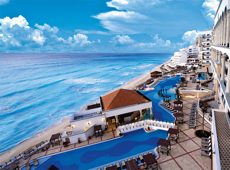 Travel + Leisure reconoce a Royal Cancun como uno de los Top 10 Resorts en México