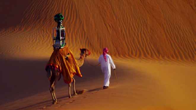 Google Maps Street View nos lleva en camello al oasis de Liwa