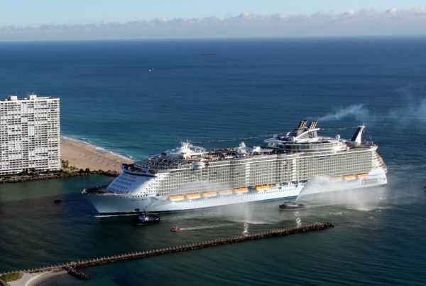 Royal Caribbean embarca a su pasajero número 50 millones