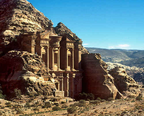 Jordania celebra el redescubrimiento de Petra en FNAC