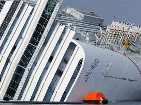 ltima hora crucero Costa Concordia: Los habitantes del Giglio preocupados